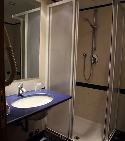 Centro Hotel 3*