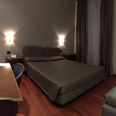 Centro Hotel