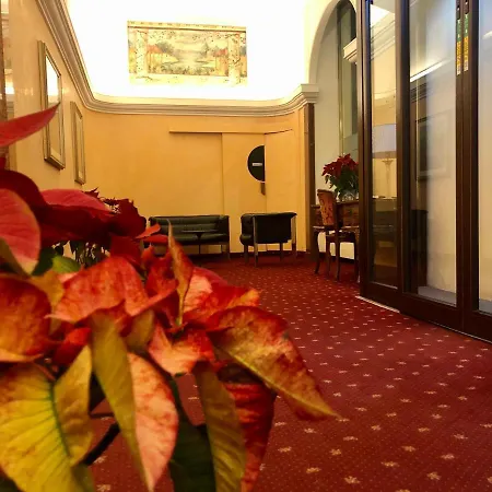 Centro Hotell 3*