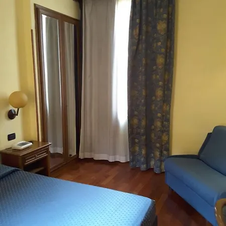 Centro Hotell