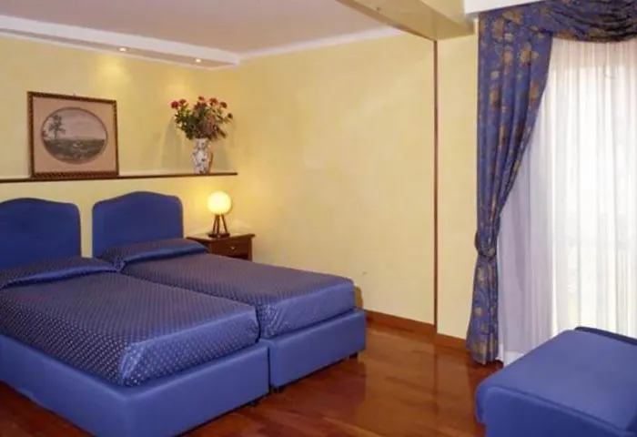 Ξενοδοχείο Centro 3*